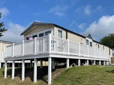 Sea Breeze Cabin