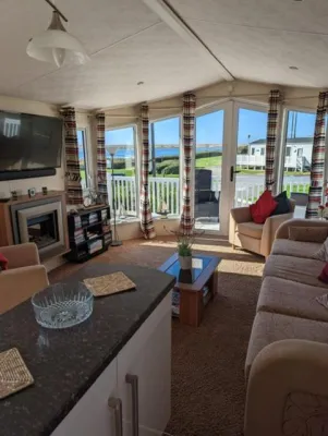 Lovely and Bright Caravan Haven Littlesea with views across 