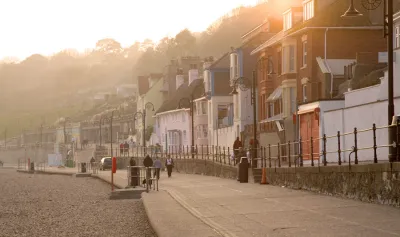 lyme regis seafront