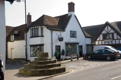 sturminster market cross